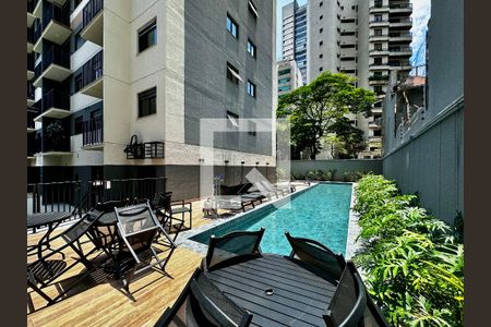 Apartamento à venda com 27m², 1 quarto e sem vaga Apartamento à venda com 27m², 1 quarto e sem vagaPiscina