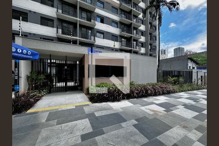 Apartamento à venda com 27m², 1 quarto e sem vaga Apartamento à venda com 27m², 1 quarto e sem vagaFachada