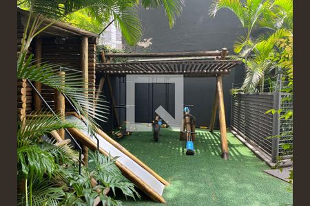 Apartamento à venda com 187m², 3 quartos e 3 vagasÁrea comum - Playground