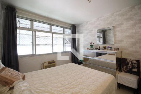 Apartamento à venda com 142m², 4 quartos e 1 vagaQuarto 2