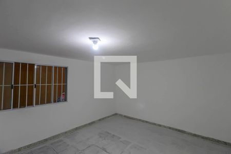 Casa à venda com 45m², 1 quarto e sem vagaQuarto