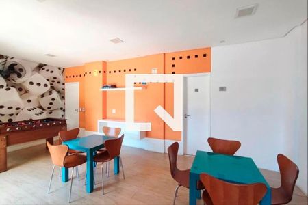 Apartamento à venda com 80m², 3 quartos e 2 vagas Apartamento à venda com 80m², 3 quartos e 2 vagasSalão de jogos