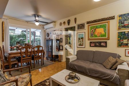 Sala de apartamento à venda com 2 quartos, 65m² em Independência, Porto Alegre