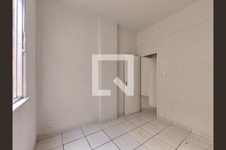 Apartamento à venda com 74m², 2 quartos e 1 vagaQuarto 2