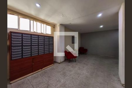 Apartamento à venda com 74m², 2 quartos e 1 vagaFachada e portaria