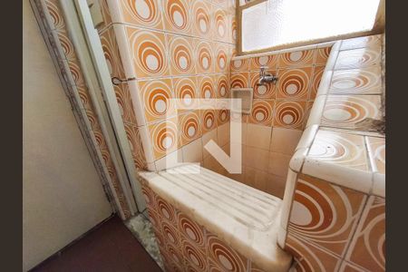 Apartamento à venda com 74m², 2 quartos e 1 vagaÁrea de Serviço