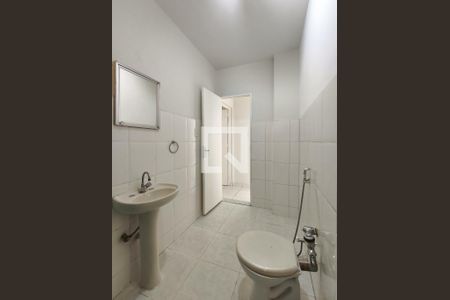 Apartamento à venda com 74m², 2 quartos e 1 vagaBanheiro Corredor