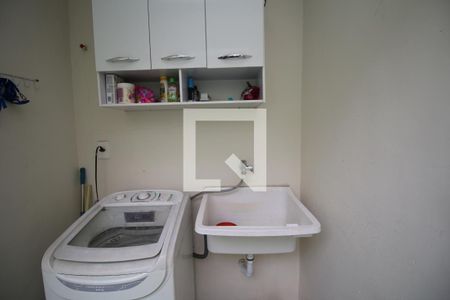 Casa à venda com 225m², 4 quartos e 2 vagasÁrea de Serviço