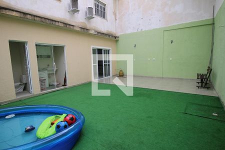 Casa à venda com 225m², 4 quartos e 2 vagasÁrea comum