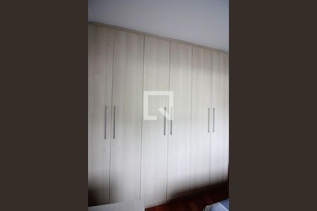 Apartamento à venda com 96m², 3 quartos e 2 vagasQuarto 2