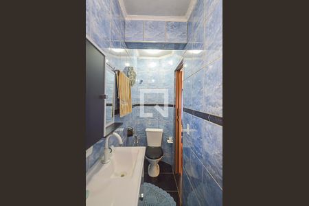 Casa à venda com 198m², 3 quartos e 3 vagasBanheiro 1