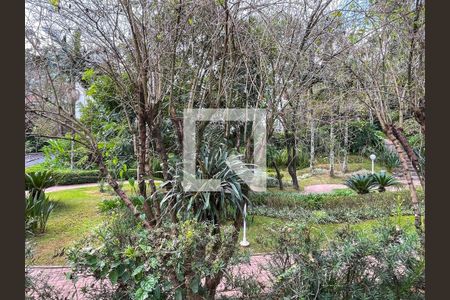 Casa de condomínio à venda com 400m², 5 quartos e 2 vagas Casa de condomínio à venda com 400m², 5 quartos e 2 vagasÁrea comum