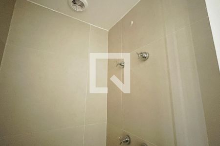 Apartamento à venda com 74m², 3 quartos e 1 vaga Apartamento à venda com 74m², 3 quartos e 1 vagaBanheiro