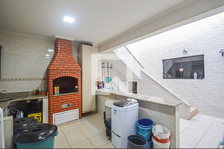 Casa à venda com 256m², 2 quartos e 2 vagas Casa à venda com 256m², 2 quartos e 2 vagasÁrea de Serviço