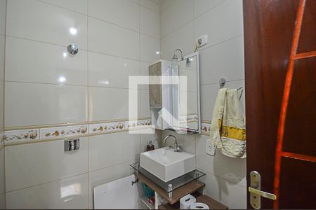 Casa à venda com 256m², 2 quartos e 2 vagas Casa à venda com 256m², 2 quartos e 2 vagasBanheiro da Suíte 2