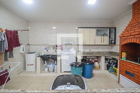 Casa à venda com 256m², 2 quartos e 2 vagas Casa à venda com 256m², 2 quartos e 2 vagasÁrea de Serviço