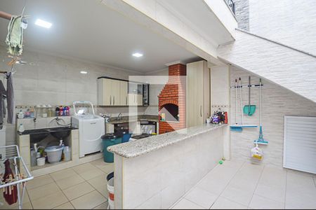 Casa à venda com 256m², 2 quartos e 2 vagas Casa à venda com 256m², 2 quartos e 2 vagasÁrea de Serviço