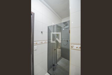 Casa à venda com 256m², 2 quartos e 2 vagas Casa à venda com 256m², 2 quartos e 2 vagasBanheiro da Suíte 2