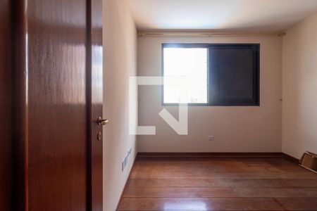 Apartamento à venda com 466m², 5 quartos e 6 vagasQuarto 4
