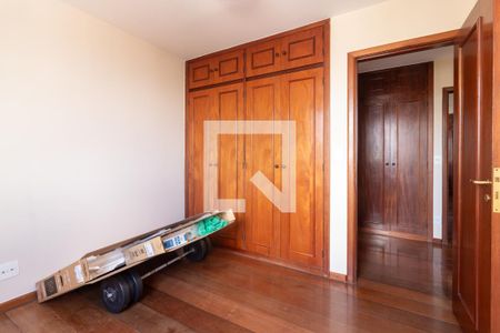 Apartamento à venda com 466m², 5 quartos e 6 vagasQuarto 4