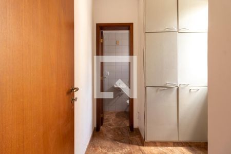 Apartamento à venda com 466m², 5 quartos e 6 vagasQuarto de Serviço