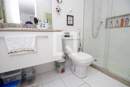 Apartamento à venda com 190m², 3 quartos e 2 vagasBanheiro quarto 3