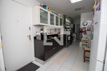 Apartamento à venda com 190m², 3 quartos e 2 vagasCozinha