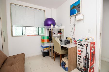 Apartamento à venda com 190m², 3 quartos e 2 vagasQuarto 3