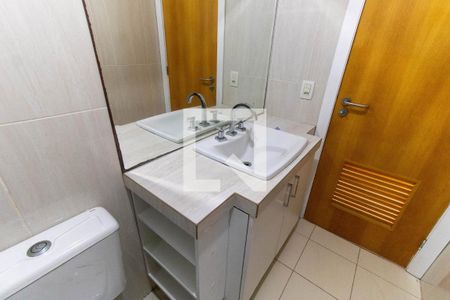 Apartamento à venda com 123m², 3 quartos e 2 vagas Apartamento à venda com 123m², 3 quartos e 2 vagasBanheiro Social