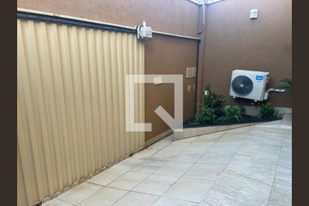 Casa à venda com 289m², 3 quartos e 2 vagasGaragem