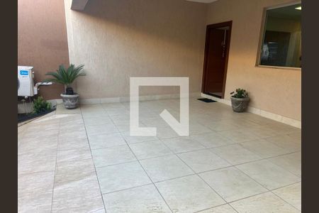 Casa à venda com 289m², 3 quartos e 2 vagasGaragem