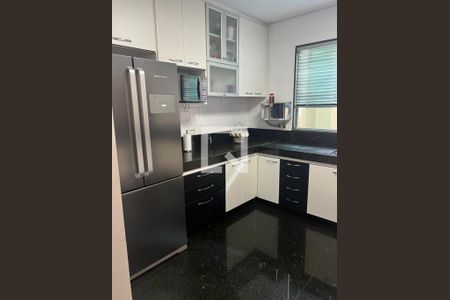 Casa à venda com 289m², 3 quartos e 2 vagasCozinha