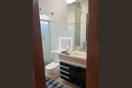 Casa à venda com 289m², 3 quartos e 2 vagasBanheiro