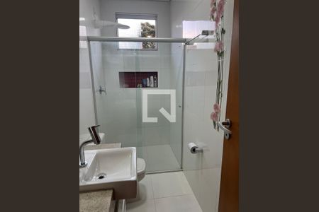 Casa à venda com 289m², 3 quartos e 2 vagasBanheiro