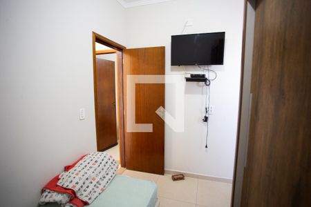 Casa à venda com 250m², 5 quartos e 4 vagas Casa à venda com 250m², 5 quartos e 4 vagasQUARTO 2