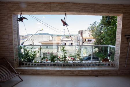 Casa à venda com 250m², 5 quartos e 4 vagas Casa à venda com 250m², 5 quartos e 4 vagasVARANDA 1