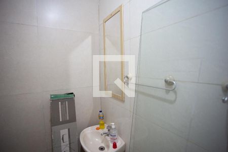 Casa à venda com 250m², 5 quartos e 4 vagas Casa à venda com 250m², 5 quartos e 4 vagasBANHEIRO GARAGEM