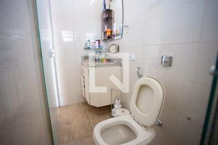 Casa à venda com 250m², 5 quartos e 4 vagas Casa à venda com 250m², 5 quartos e 4 vagasBANHEIRO QUARTO 5