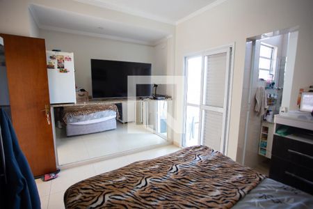 Casa à venda com 250m², 5 quartos e 4 vagas Casa à venda com 250m², 5 quartos e 4 vagasQUARTO 4