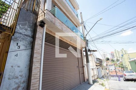 Casa à venda com 250m², 5 quartos e 4 vagas Casa à venda com 250m², 5 quartos e 4 vagasFACHADA