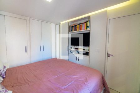 Suite de apartamento à venda com 2 quartos, 74m² em Vila da Saúde, São Paulo