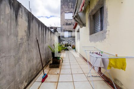 Casa à venda com 174m², 4 quartos e 1 vaga Casa à venda com 174m², 4 quartos e 1 vagaQuintal