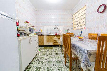 Casa à venda com 174m², 4 quartos e 1 vaga Casa à venda com 174m², 4 quartos e 1 vagaCozinha