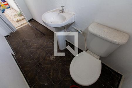 Casa à venda com 174m², 4 quartos e 1 vaga Casa à venda com 174m², 4 quartos e 1 vagaBanheiro 3