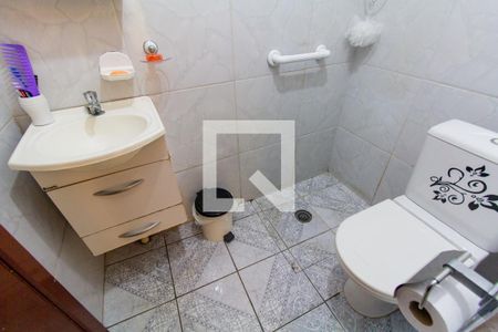 Casa à venda com 174m², 4 quartos e 1 vaga Casa à venda com 174m², 4 quartos e 1 vagaBanheiro 2