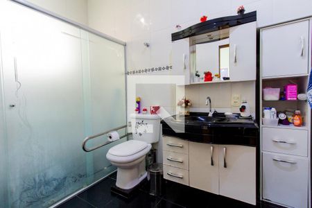 Casa à venda com 174m², 4 quartos e 1 vaga Casa à venda com 174m², 4 quartos e 1 vagaBanheiro 1