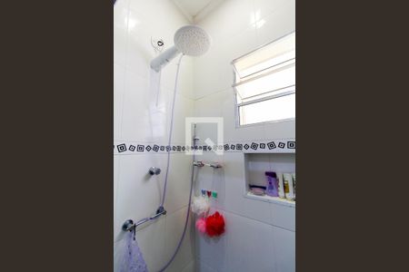 Casa à venda com 174m², 4 quartos e 1 vaga Casa à venda com 174m², 4 quartos e 1 vagaBanheiro 1