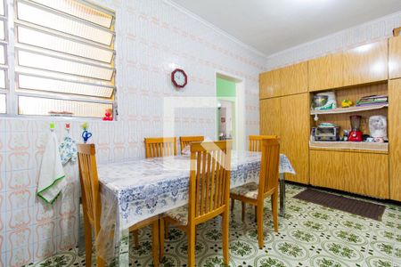 Casa à venda com 174m², 4 quartos e 1 vaga Casa à venda com 174m², 4 quartos e 1 vagaCozinha