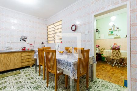 Casa à venda com 174m², 4 quartos e 1 vaga Casa à venda com 174m², 4 quartos e 1 vagaCozinha