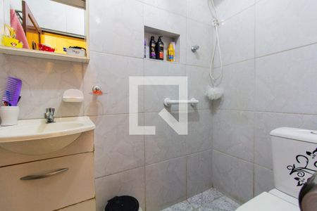 Casa à venda com 174m², 4 quartos e 1 vaga Casa à venda com 174m², 4 quartos e 1 vagaBanheiro 2